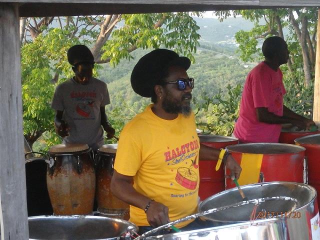 28-steel_orchestra_-_listopad_2017_-_antiqua.jpg