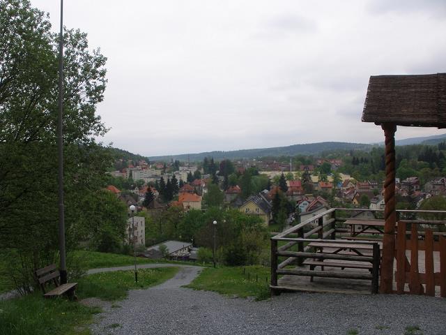 10-polanica_zdroj_widziana_z_okolicznych_gor.jpg