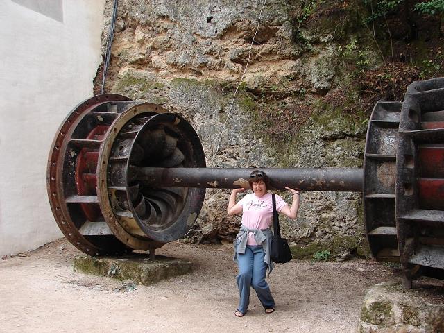 85-uf_-_ale_ciezkie-przy_starym_mlynie_w_parku_krka.jpg