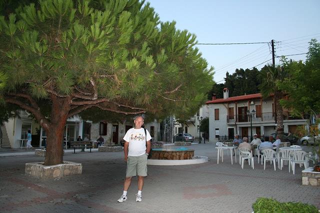 40-rynek_w_paliouri_-_kassandra_-_chalkidiki-2008.jpg