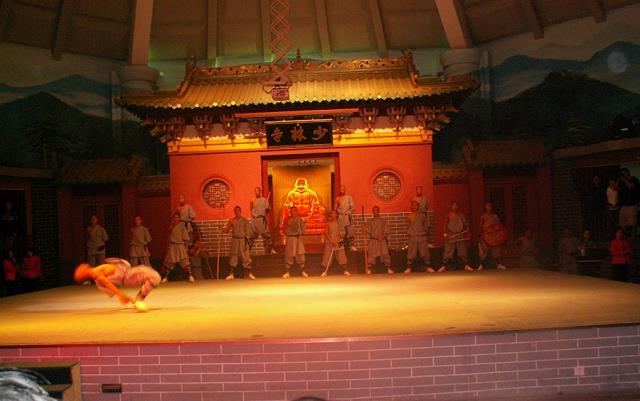 59-klasztor_shaolin._pokazy_walk_kung-fu.jpg