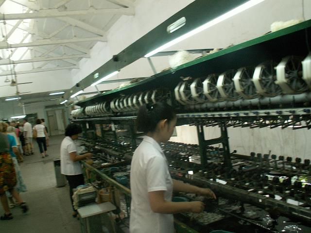 93-suzhou._fabryka_jedwabiu.jpg