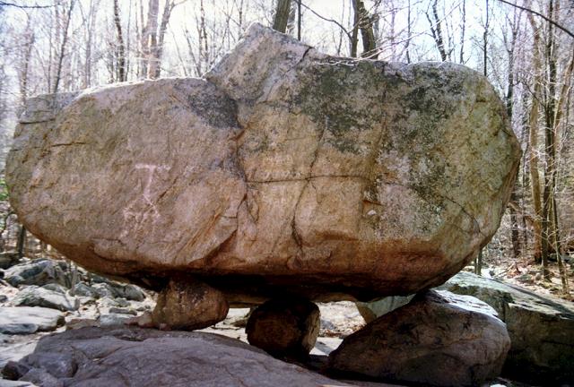 10-tripod_rock.jpg