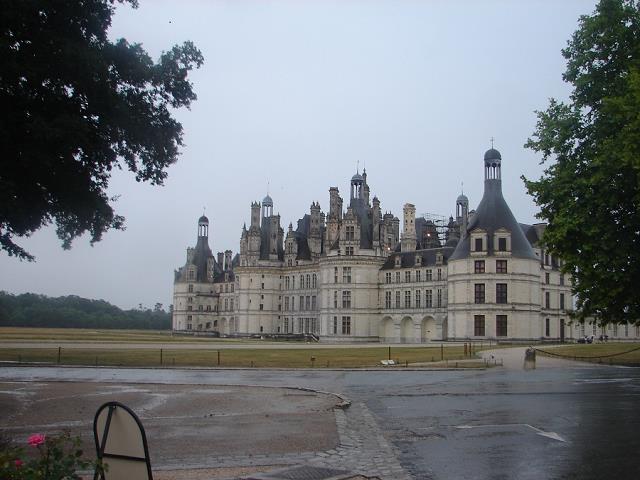 59-renesansowy_zamek_chambord_nad_rz_cosson_-_prawy_doplyw_rz_loary.jpg