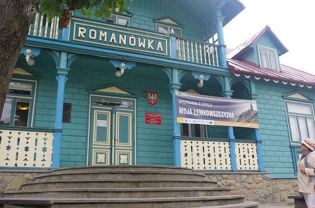 20-budynek_muzeum_nikifora.jpg