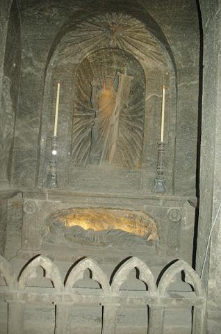 40-fragment__kaplicy_sw_kingi.jpg