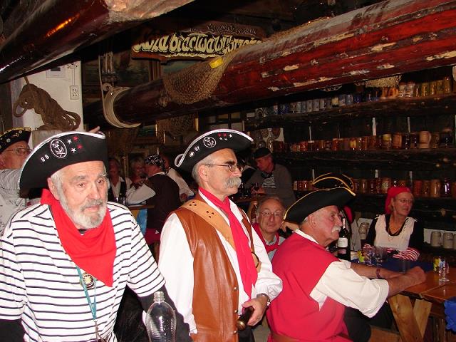 23-w_klubie_zeman_podczas_otwarcia_zaffarancho.jpg