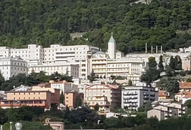 01-widok_na_san_giovani_rotondo.jpg