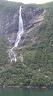 08-jezor_wodospadu_na_zboczach_fiordu_geiranger