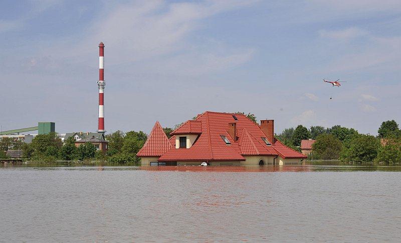72-zalany_nowy_dom_na_ulicy_bosmanskiej.jpg