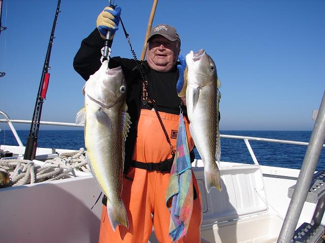 10-joe_i_jego_dwie_golden_tilefish.jpg